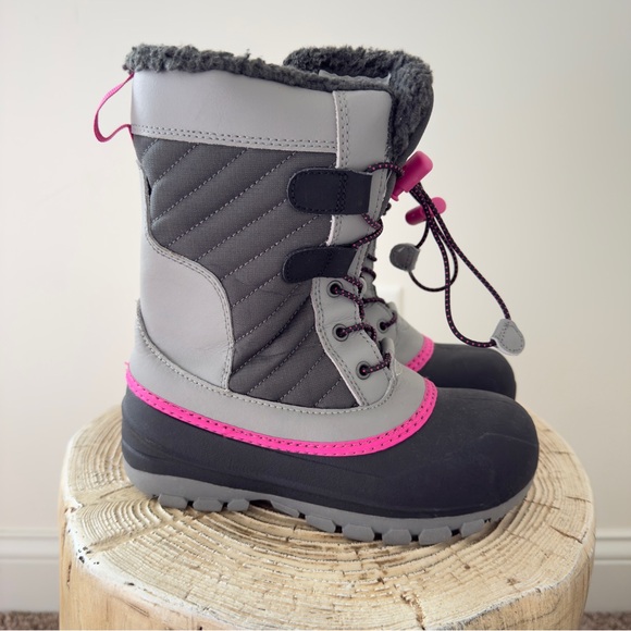 All in Motion Girls Snow Kids Snow Boots - Gray and Pink Size 1 - Picture 1 of 7